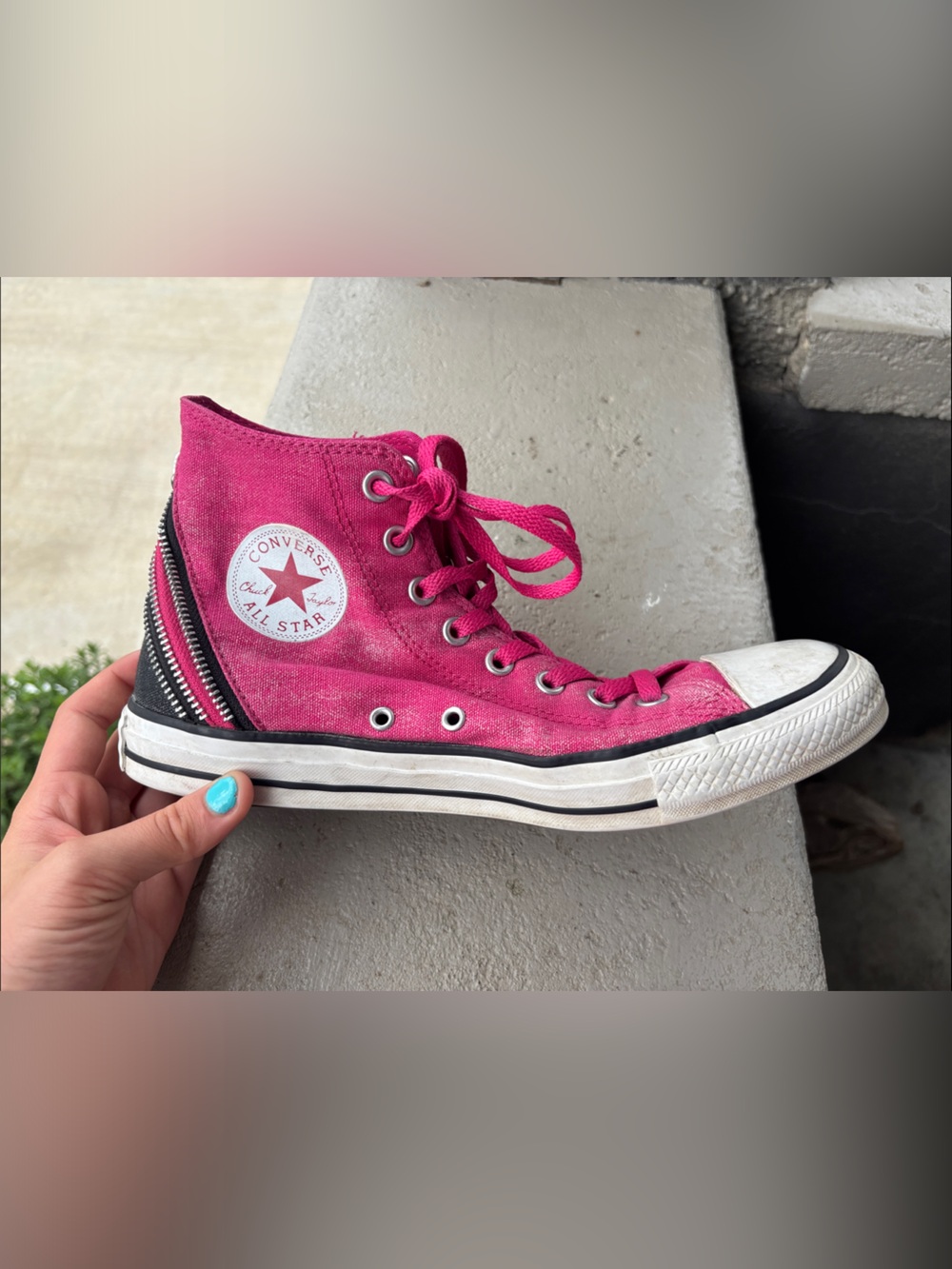 Converse Chuck Taylor All Stars Hot Pink with Black, includes zipper decal! - Picture 4 of 9